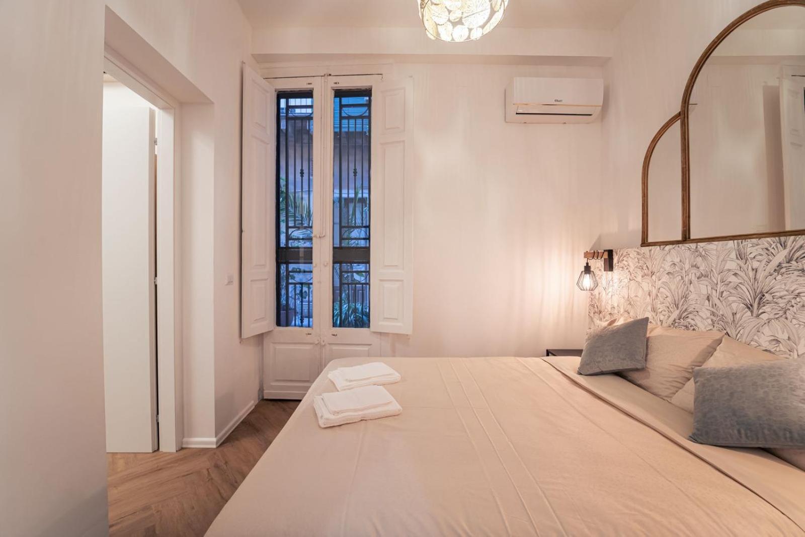 Elegant Design Apartment In Historical City Center CTA Exterior foto
