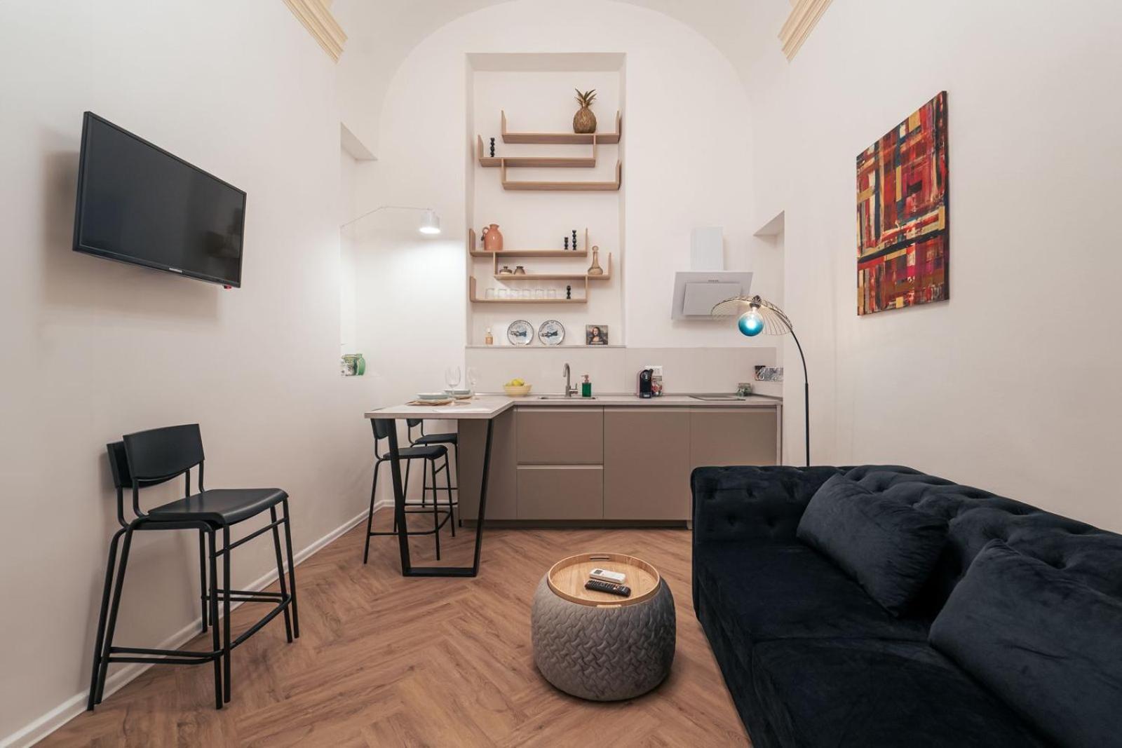 Elegant Design Apartment In Historical City Center CTA Exterior foto